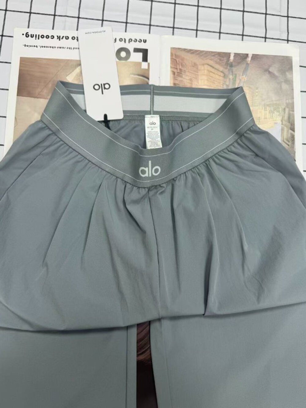 NWT ALO Yoga Steel Grey Suit Up Pants 😝 Casual Style | Athleisure | Travel  💘 - Picture 5 of 8